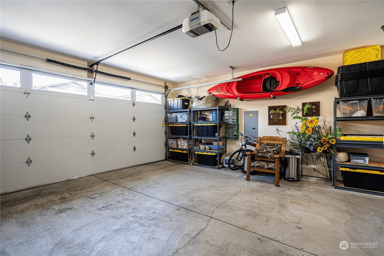 393 Ridgewood Dr