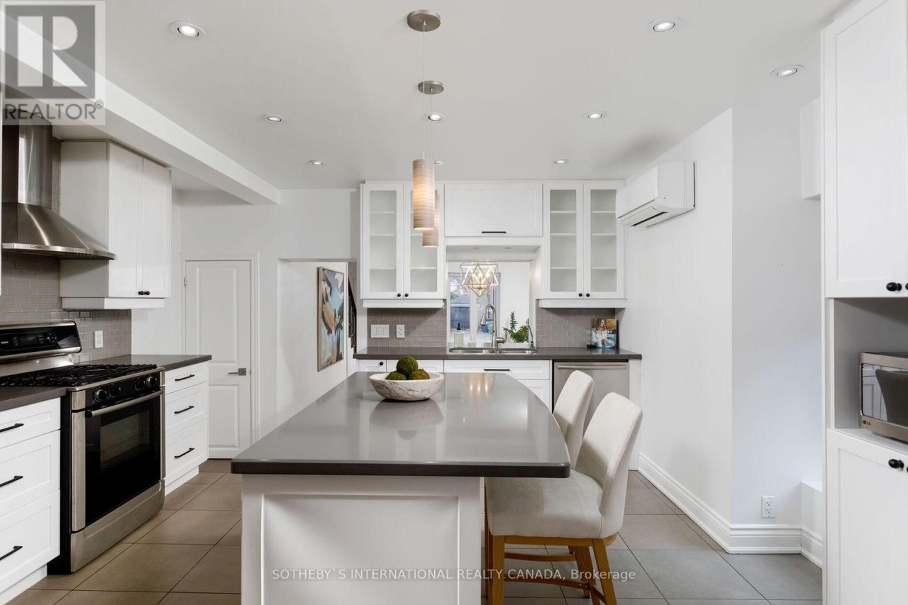 78 Runnymede Rd