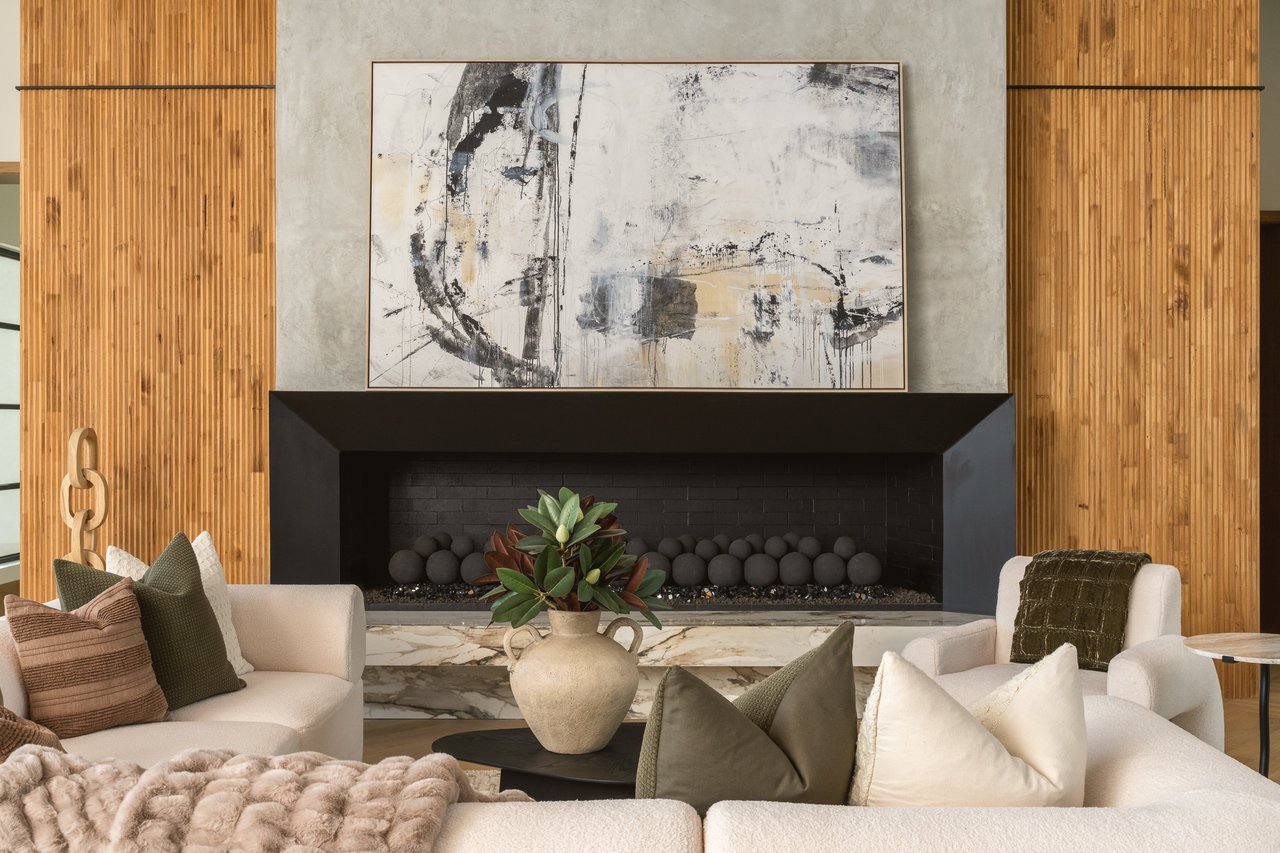 SPANISH OAKS ORGANIC MODERN