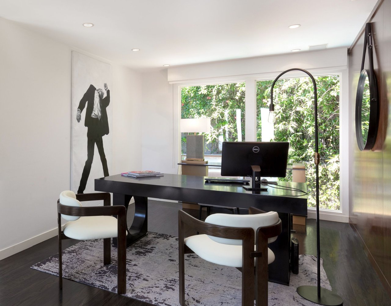 8713 Sunset Plaza Ter