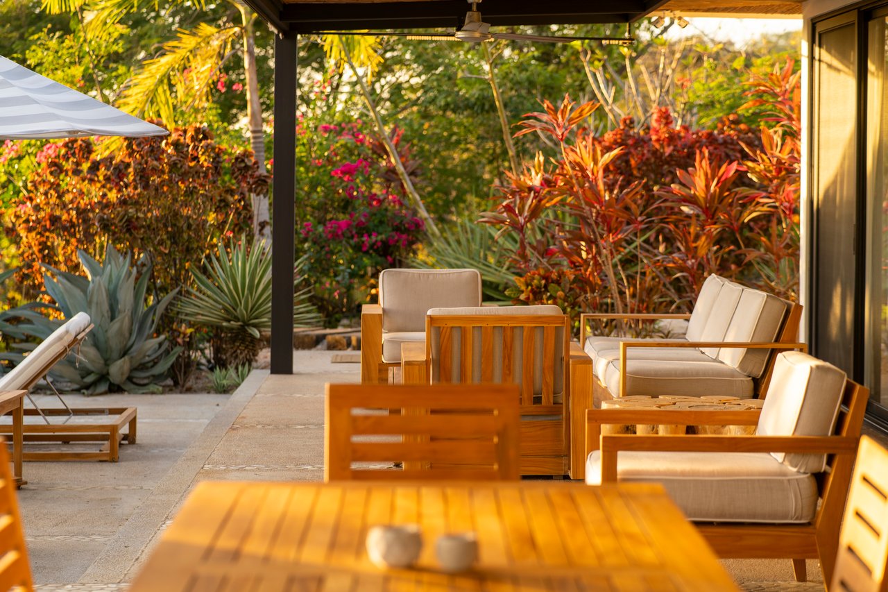 Casa Salinas – 3 beds ocean view home in playa grande