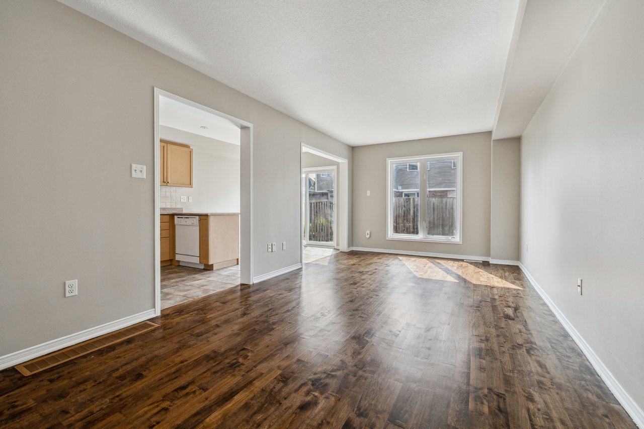 Freehold Townhouse on Quiet Court