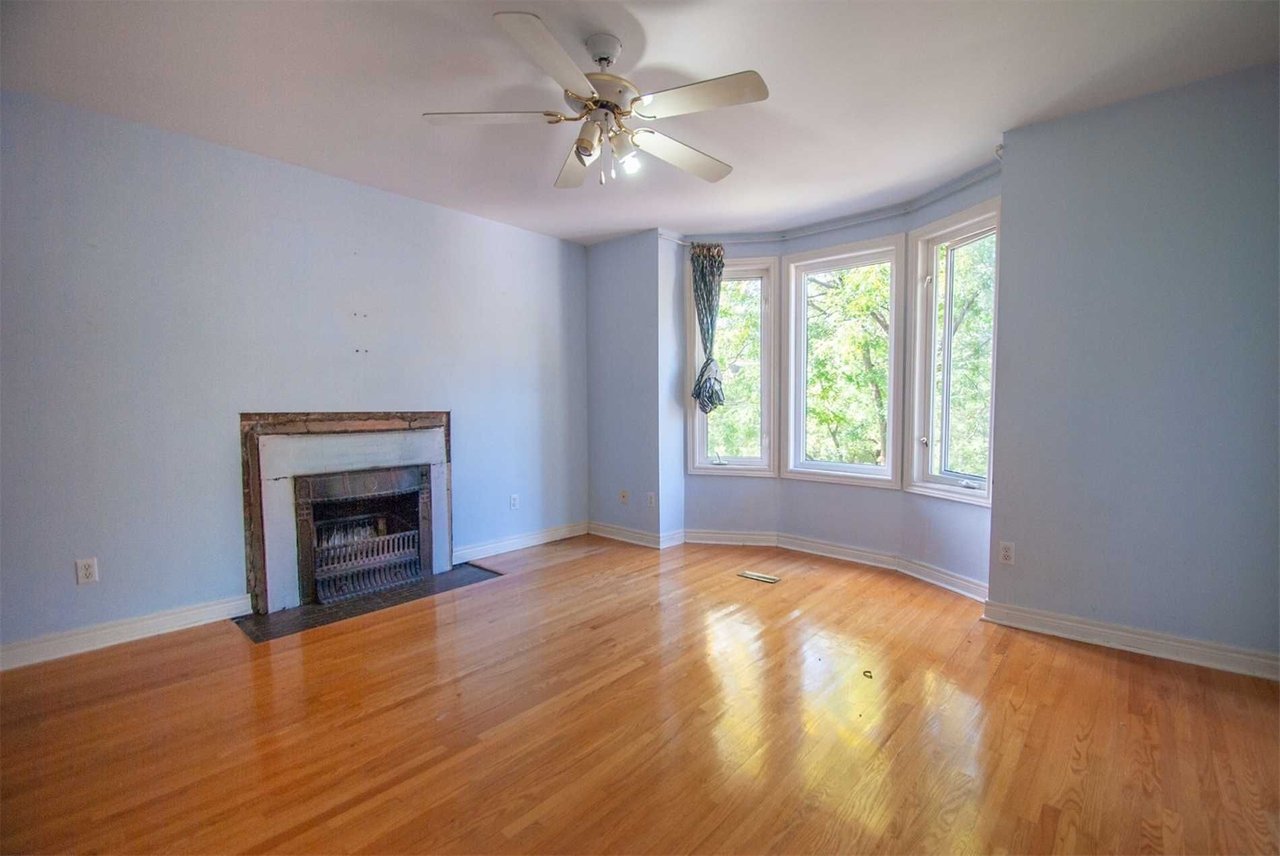 31 Brookmount Rd