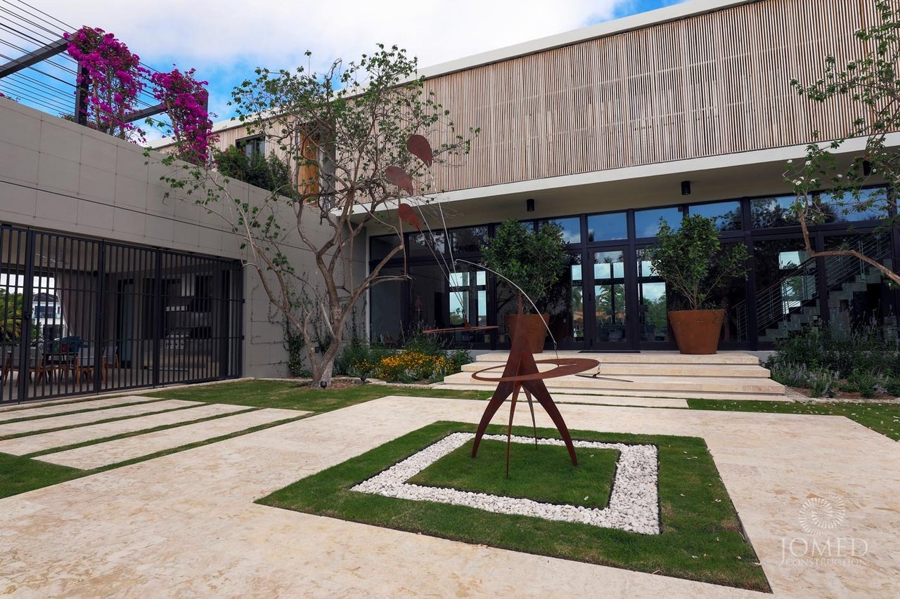 Mid Century Modern