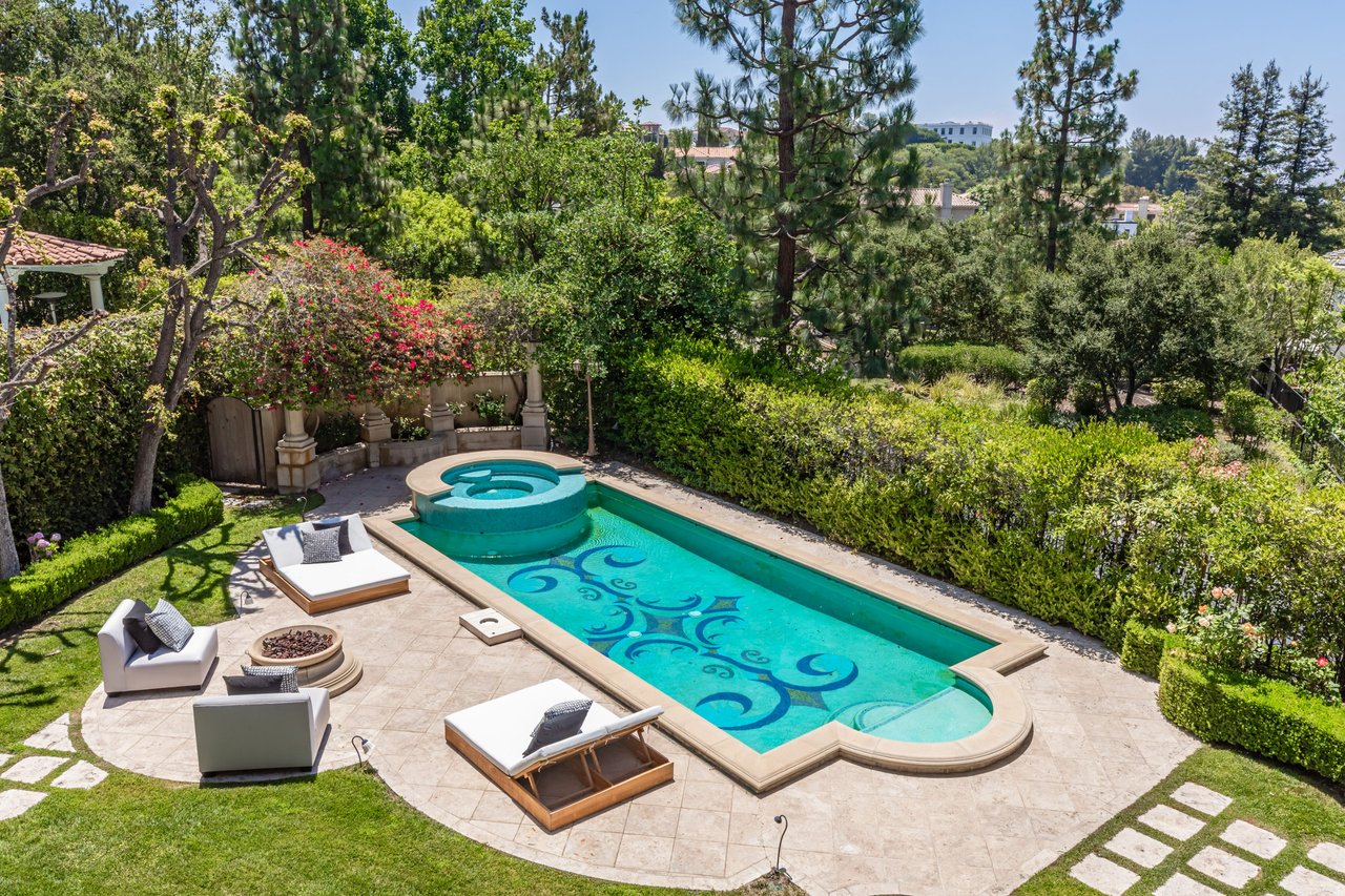 11738 Stonehenge Ln, Bel Air