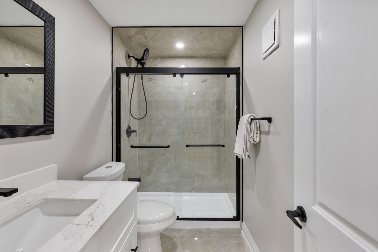 2202 Brookhaven Crescent