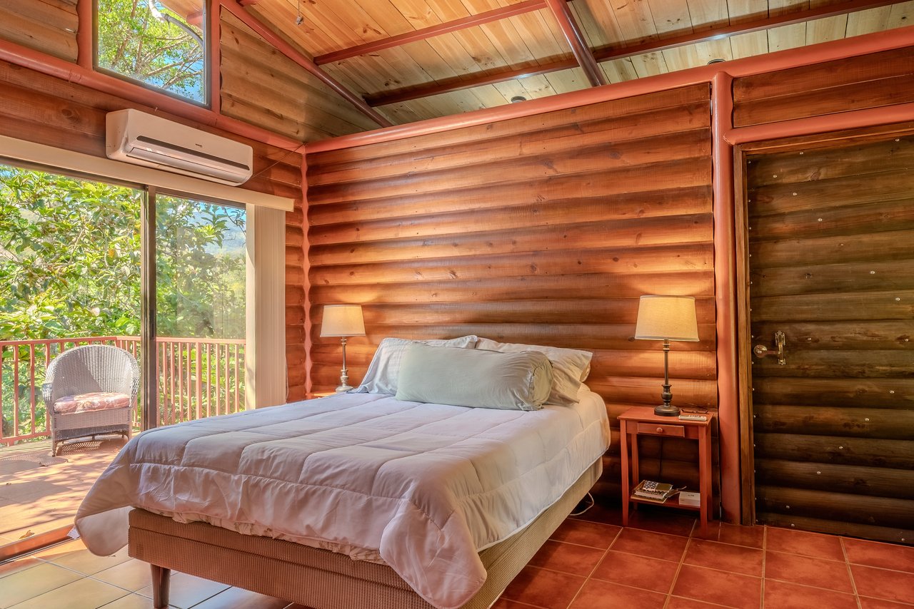 Turnkey 3-Residence Compound in Puriscal with Expansive Views & Saltwater Pool