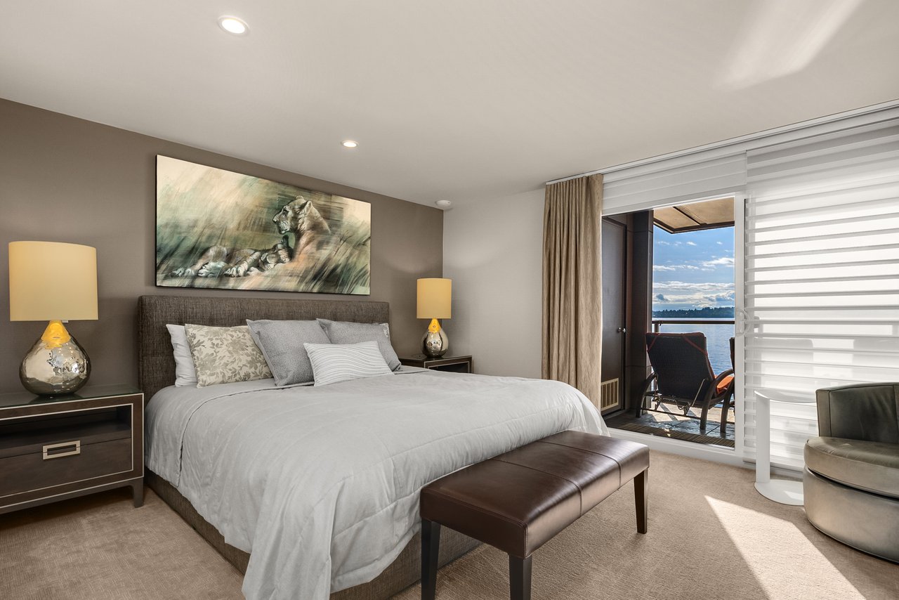 827 Lake Street S Unit: 205