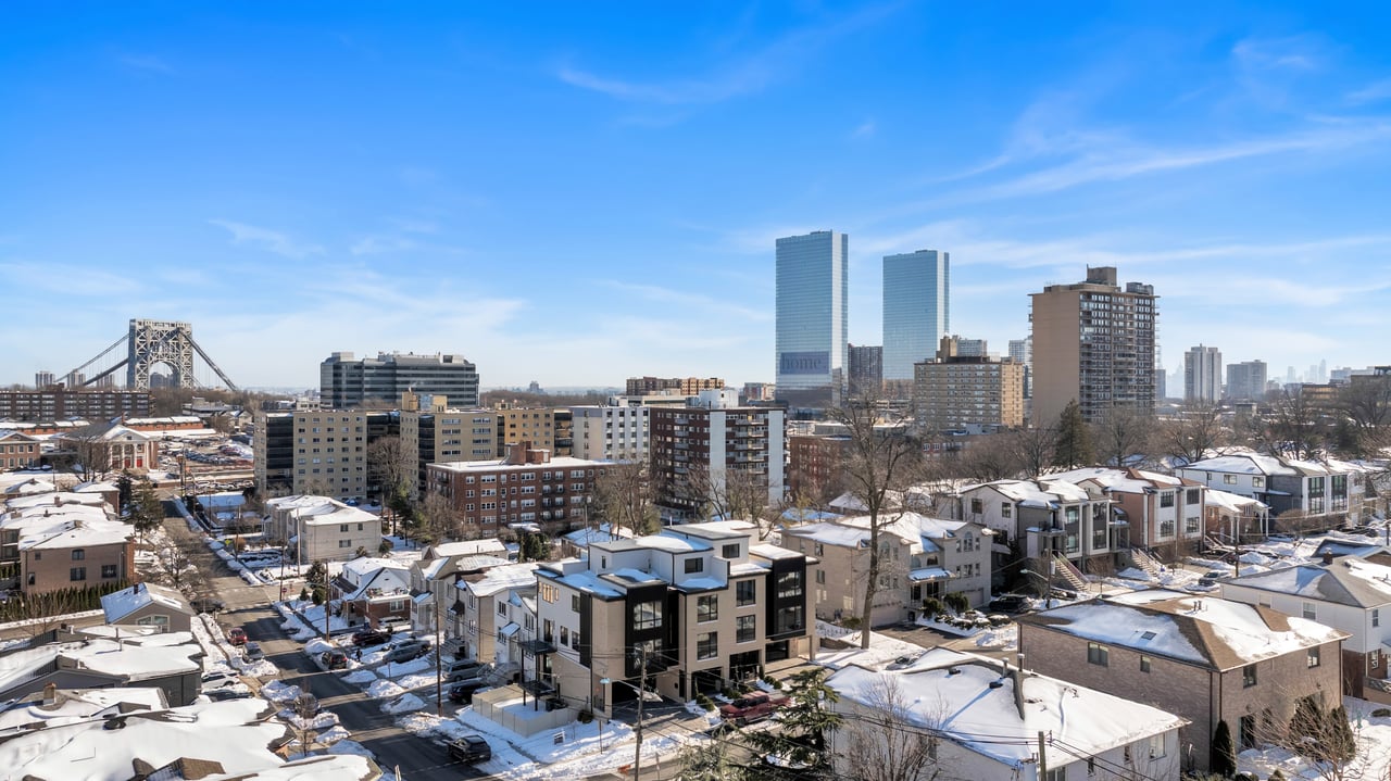 2220 Mackay Avenue B