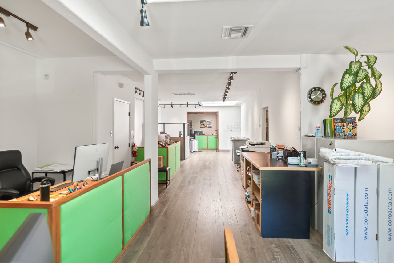 2,550 SF DT Los Altos Office For Sale