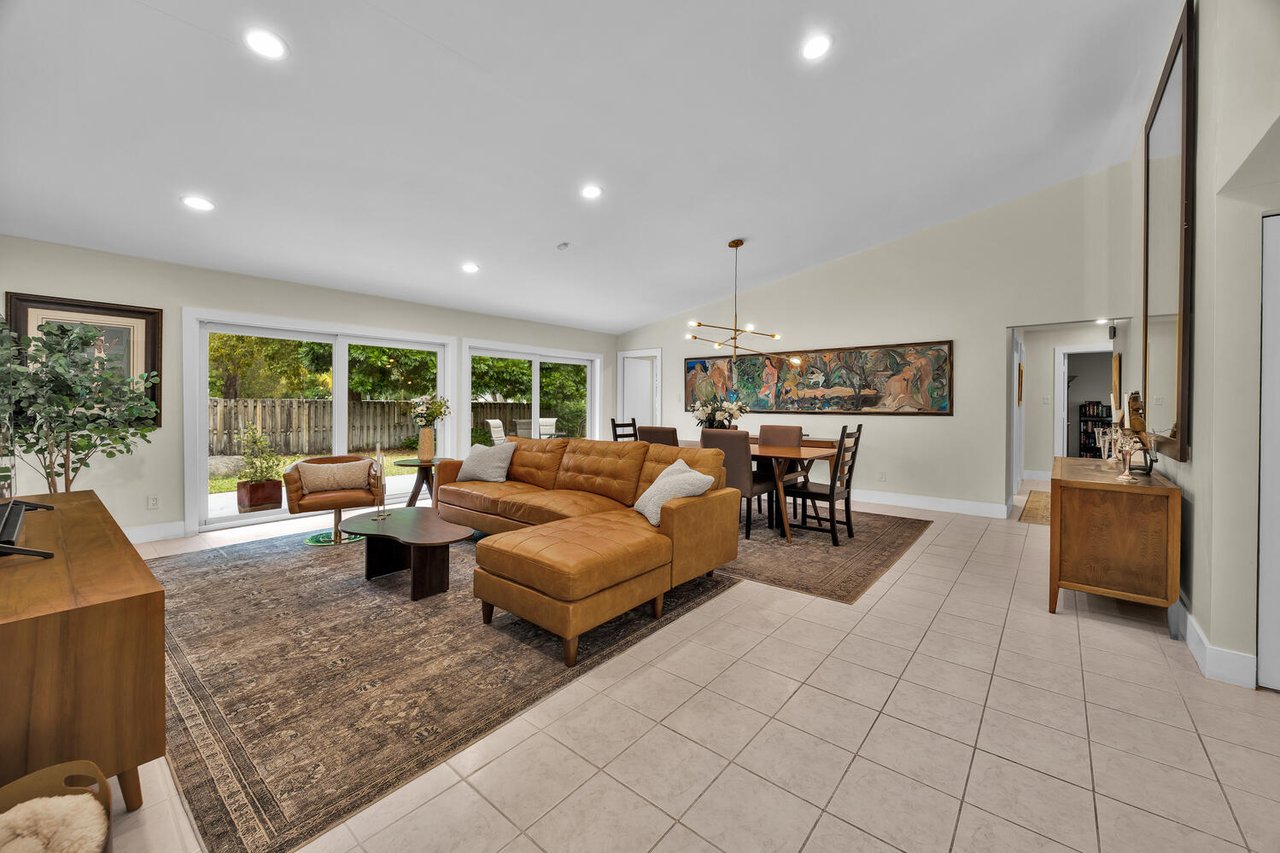 Spacious Living on a Private Cul-de-Sac