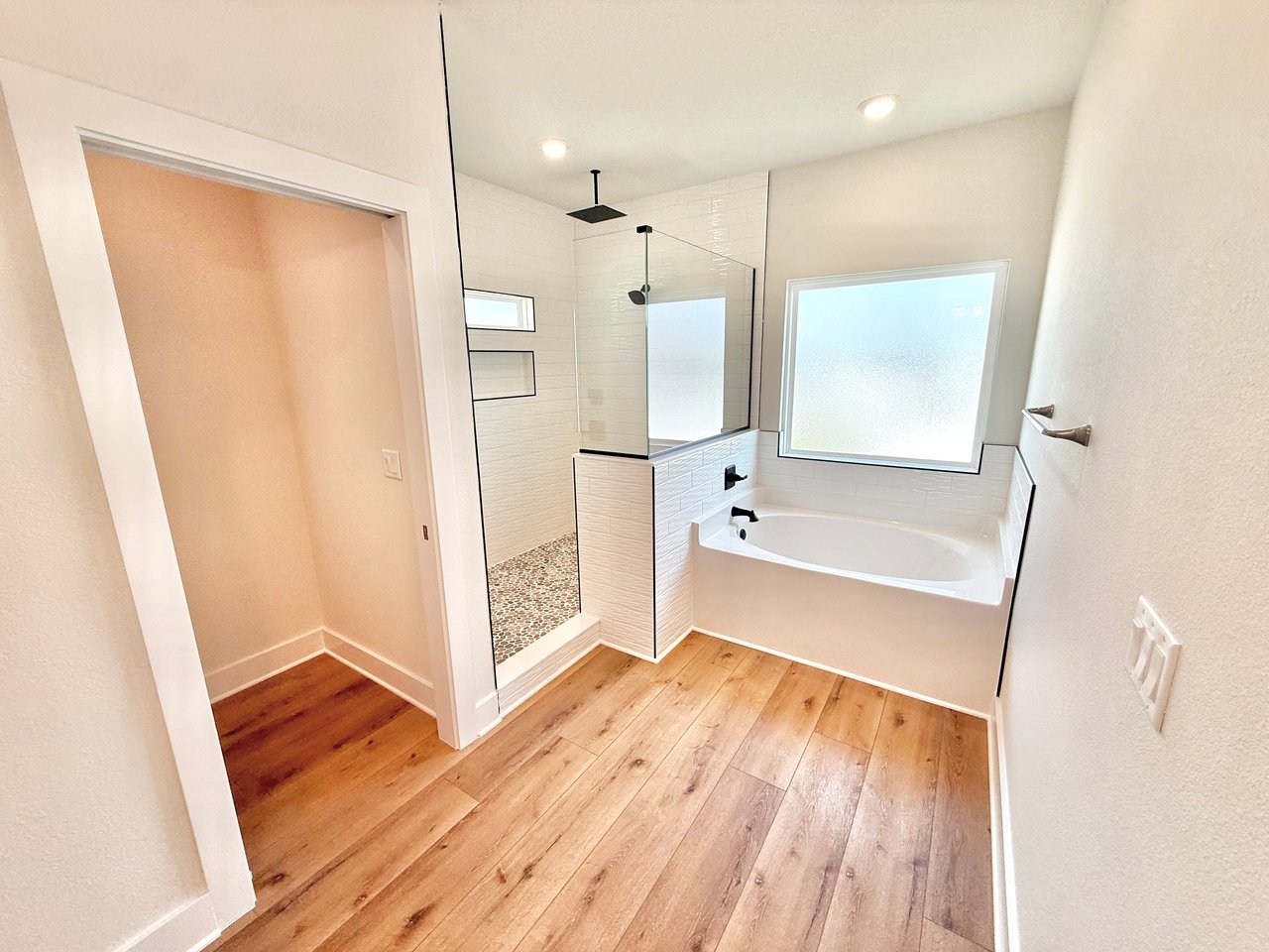 PERDIDO KEY BEACH HOUSE 208 CLIPPER DR 