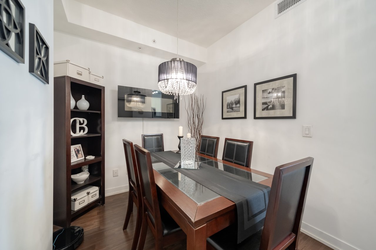 840 Queens Plate Dr 704