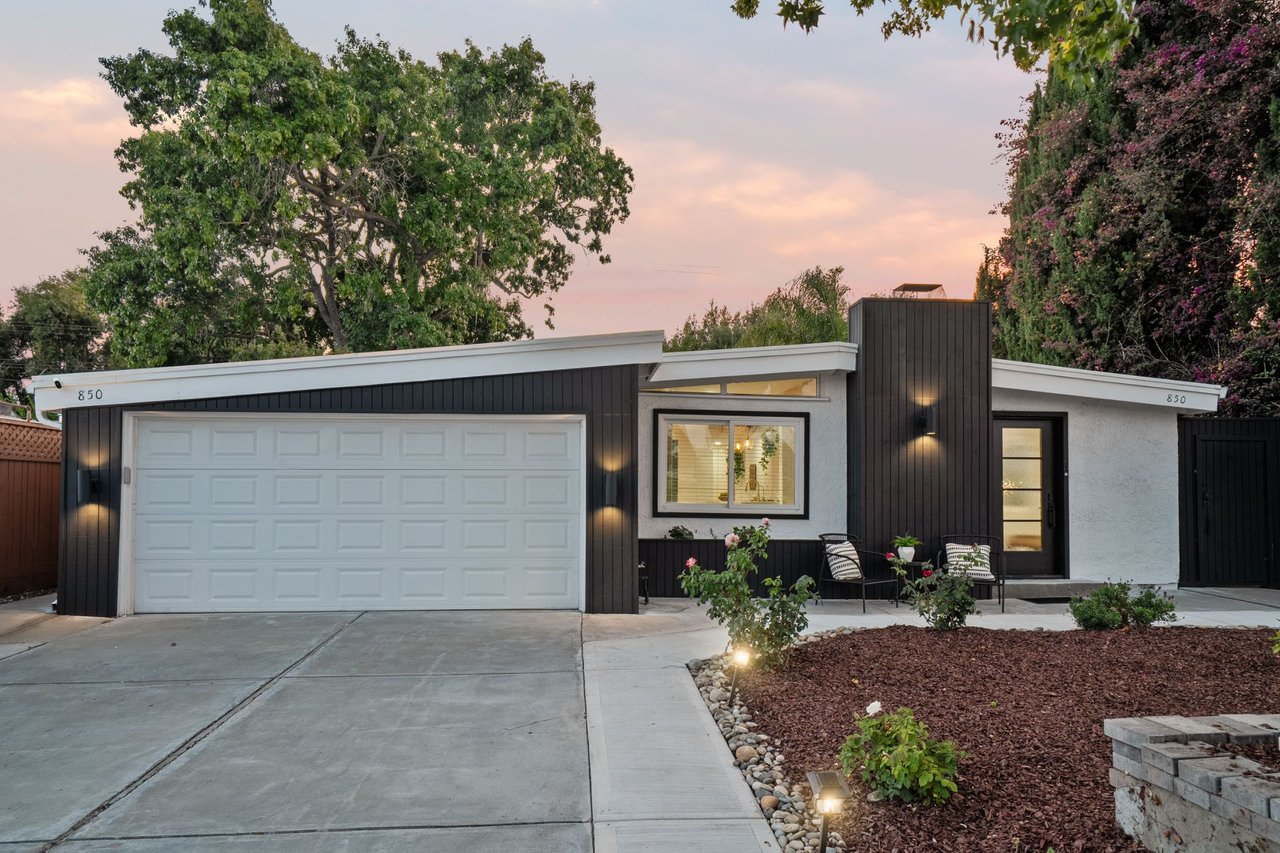 850 Las Palmas Drive