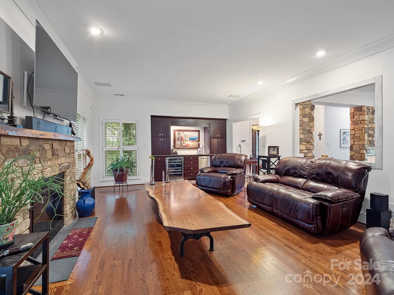 243 King Owen Ct