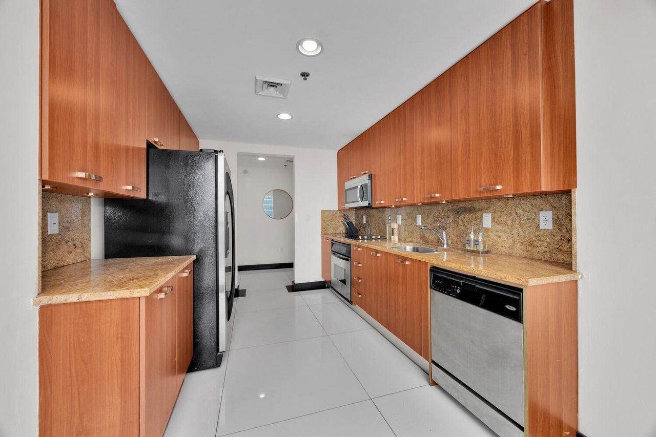 Luxury Penthouse for Lease in Brickell
