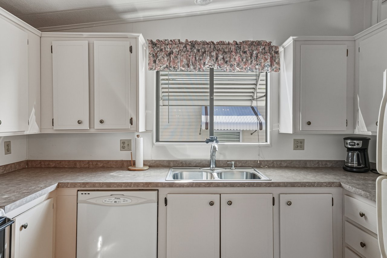 35025 MCCULLOUGHS LEAP