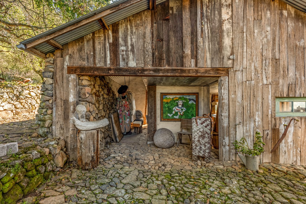 5100 Lovall Valley Loop Rd. 