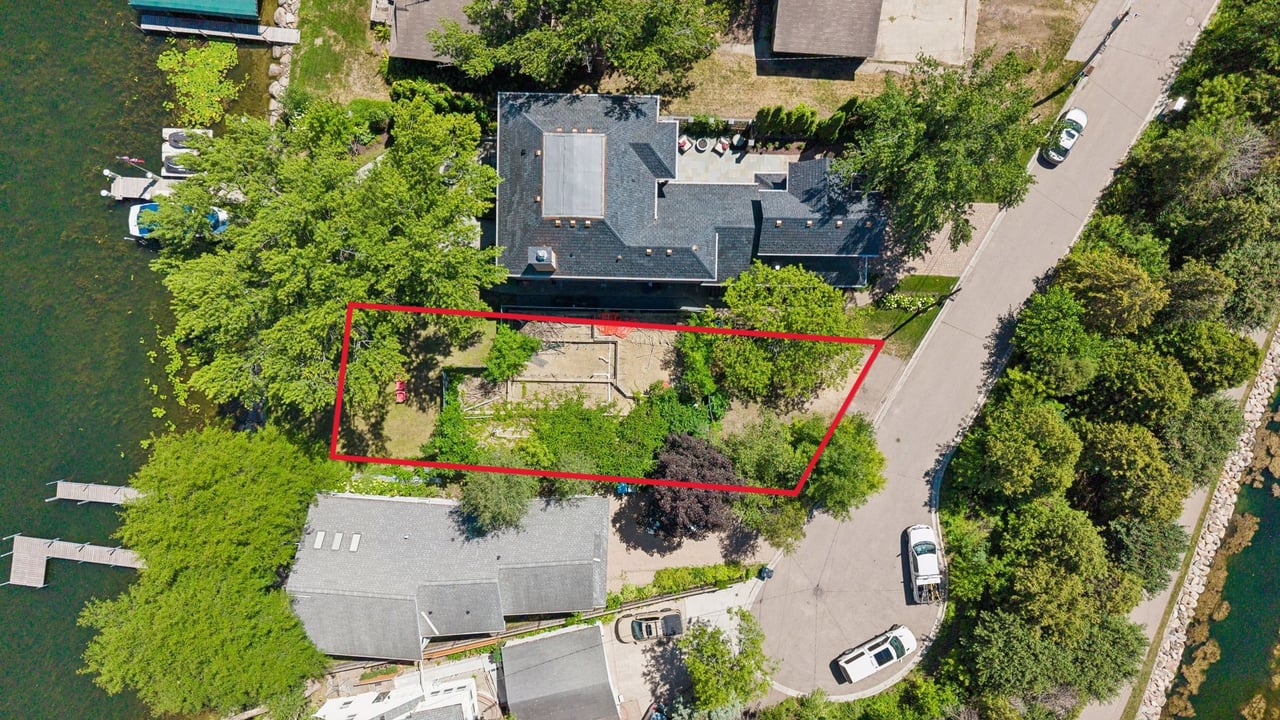 2809 McKenzie Point Road, Minnetonka