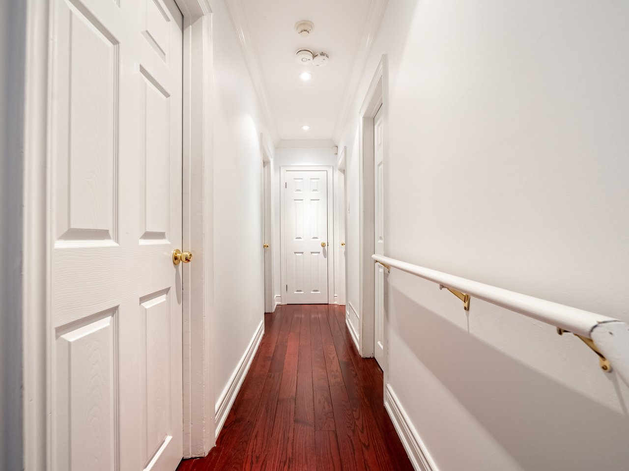 28 Lakeland Crescent