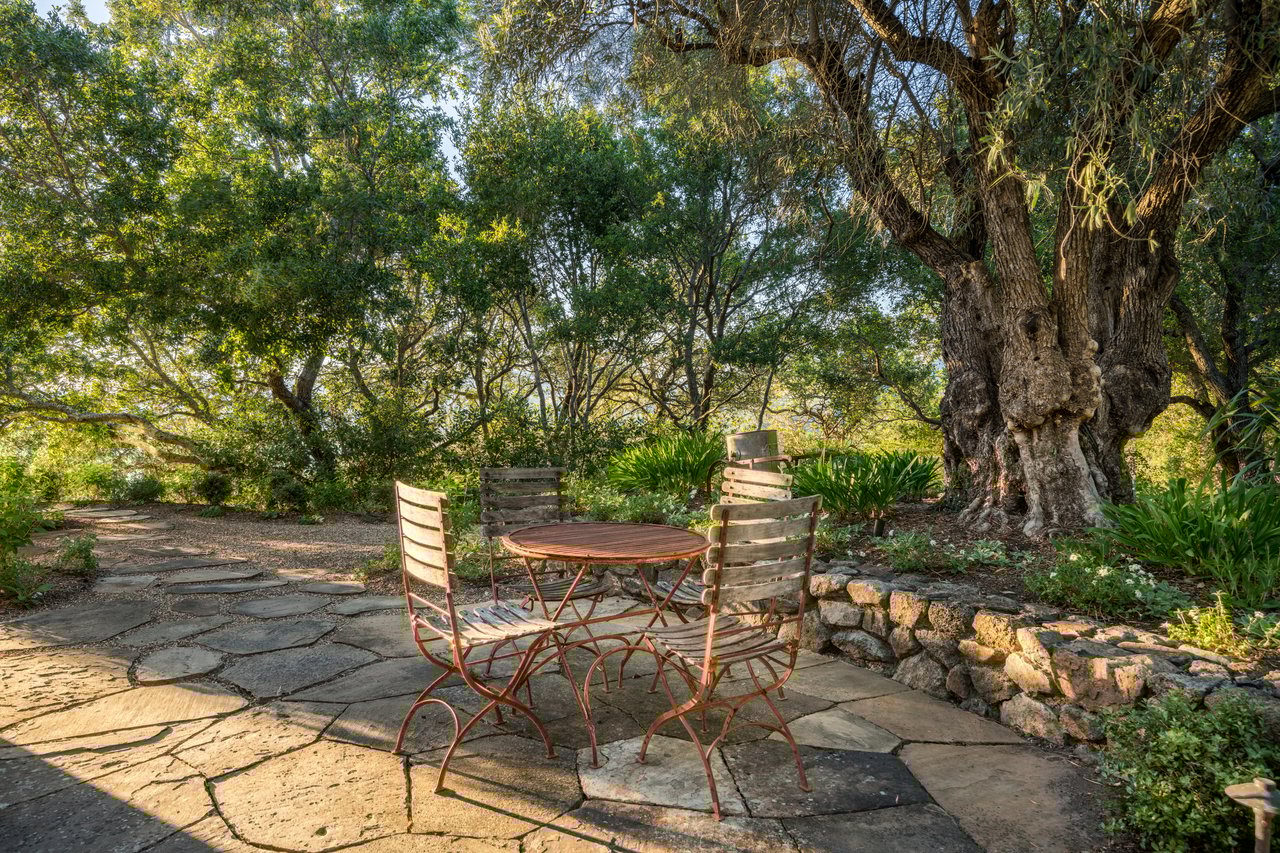 Napa Valley Compound