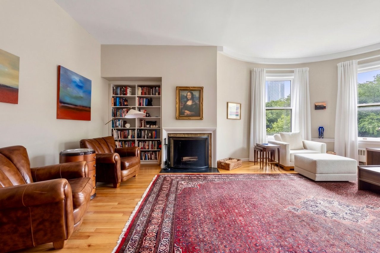 20 Gloucester St #3