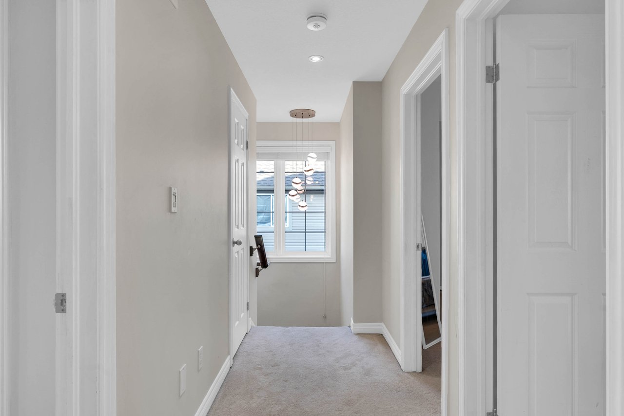 73 Medici Lane Unit: 5