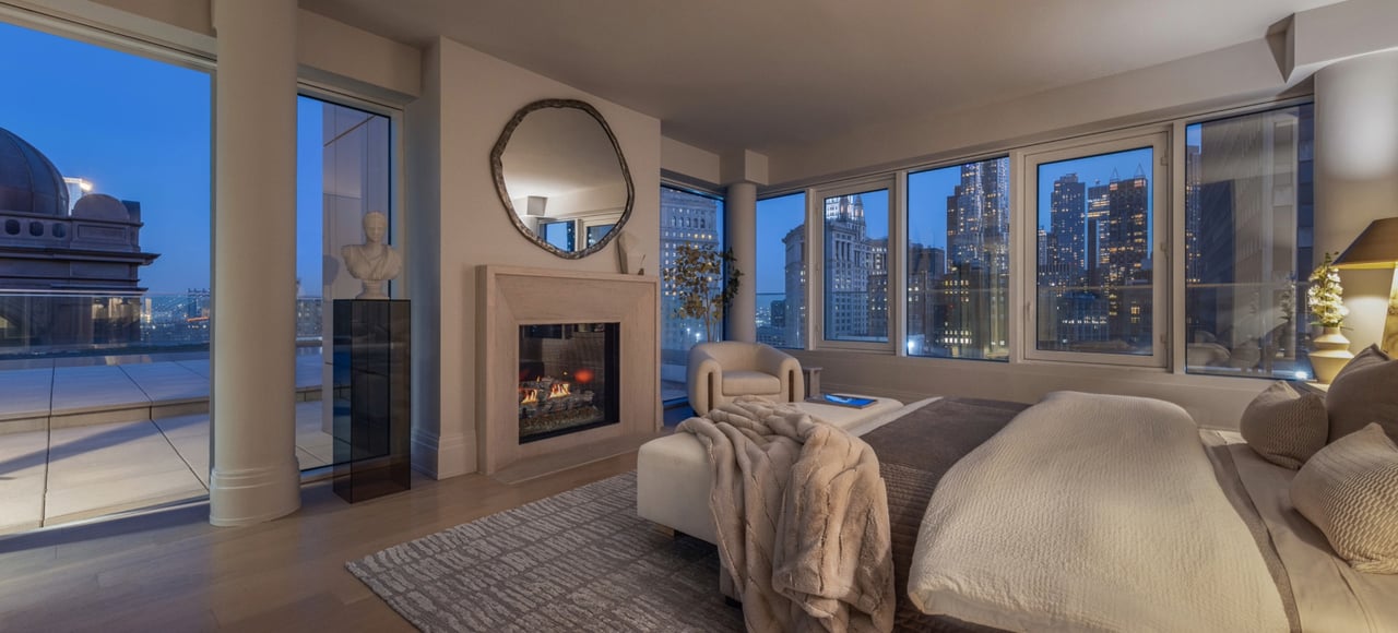 108 Leonard