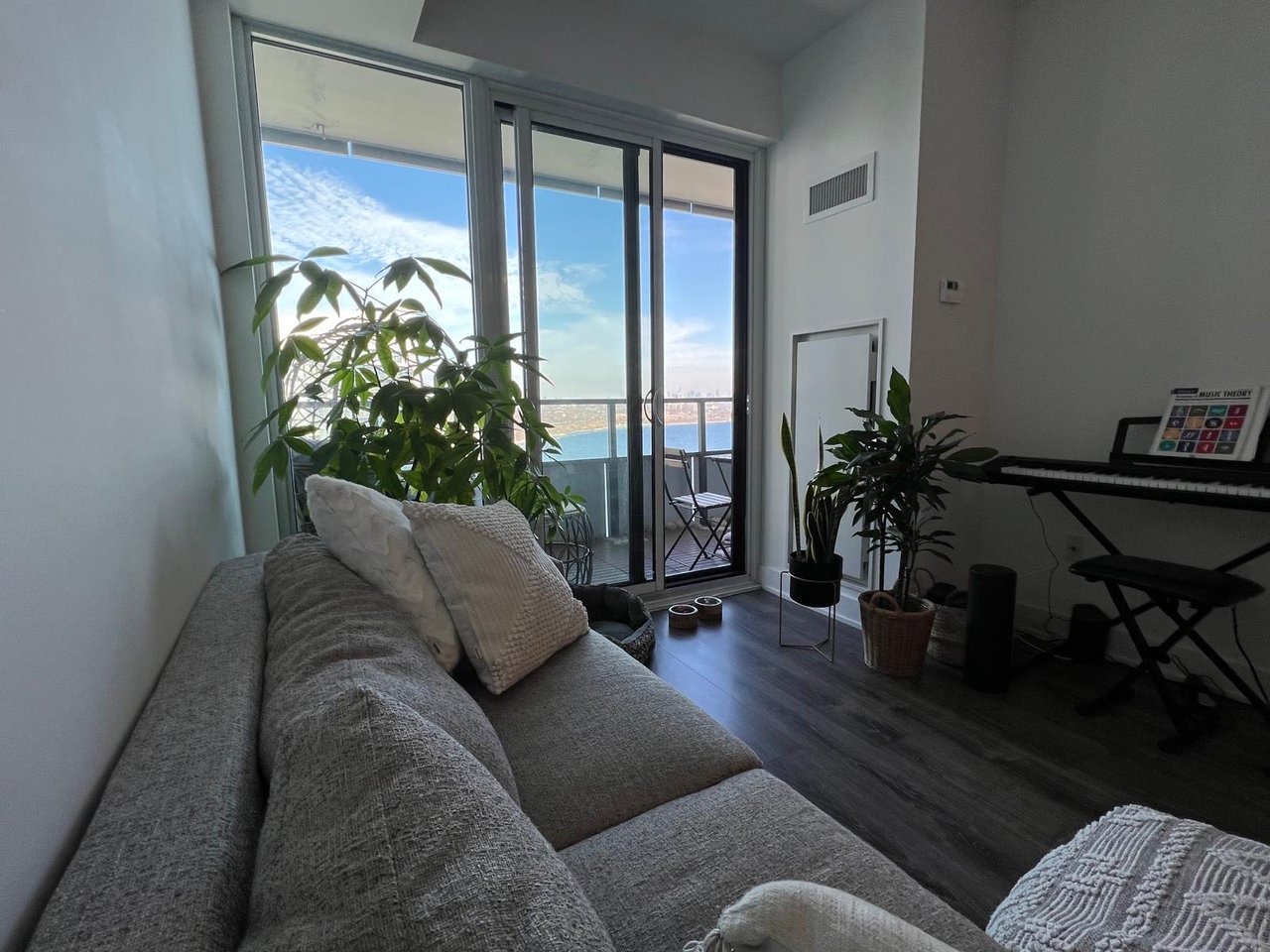  20 Shore Breeze Drive Unit: 3406