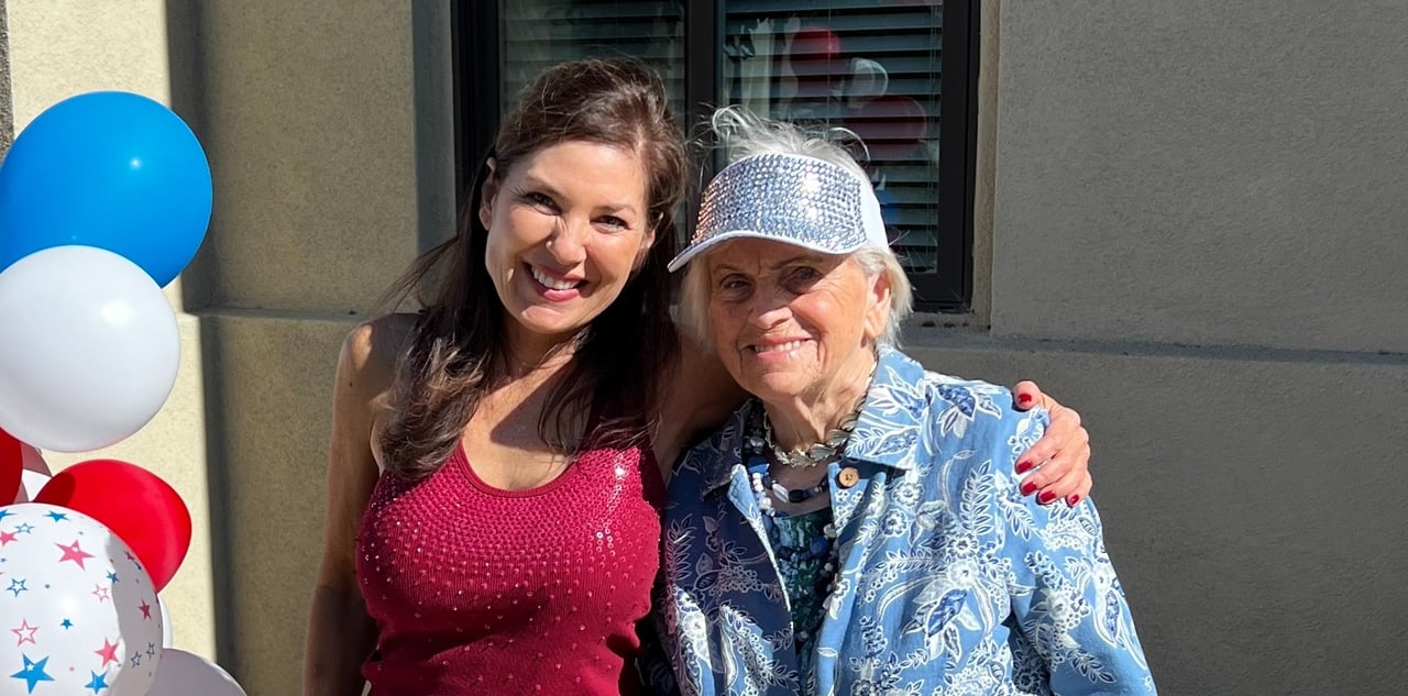 Selling a Senior’s Home: A Step-by-Step Guide for Seniors and Their Adult Children