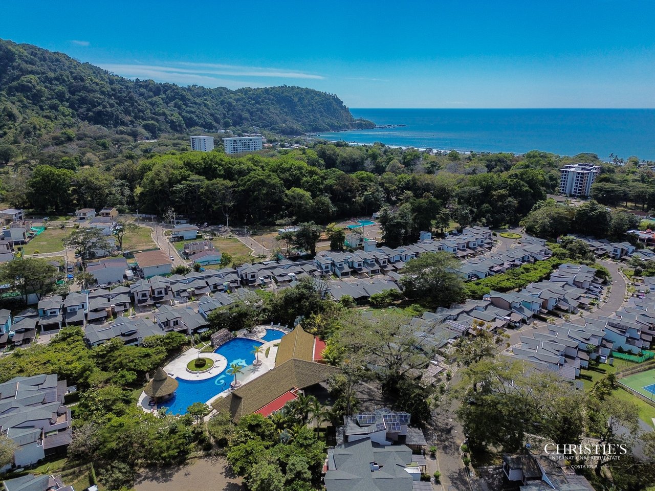 Ciudad del Mar Modern Home - South Jaco Beach 