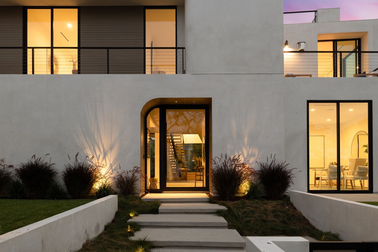 3041 Mountain View