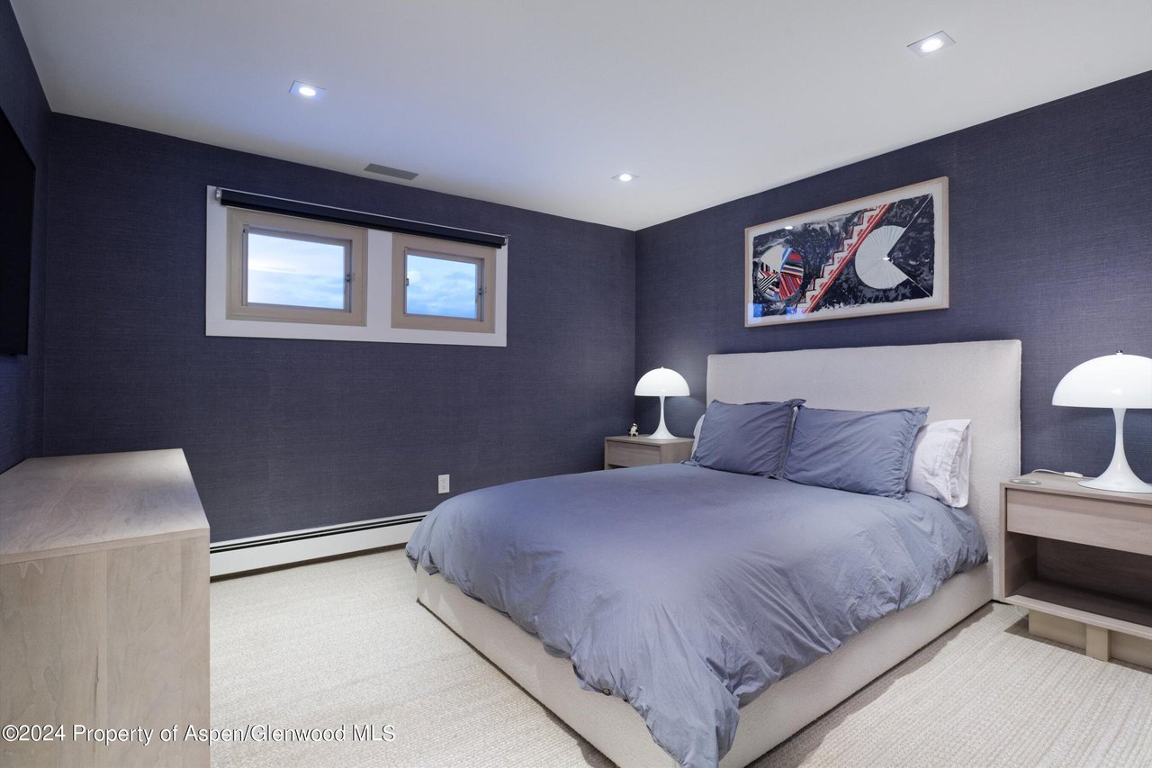 123 Larkspur Lane