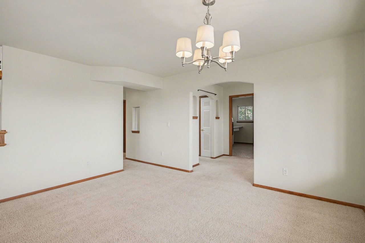 119 Wild Rose Drive