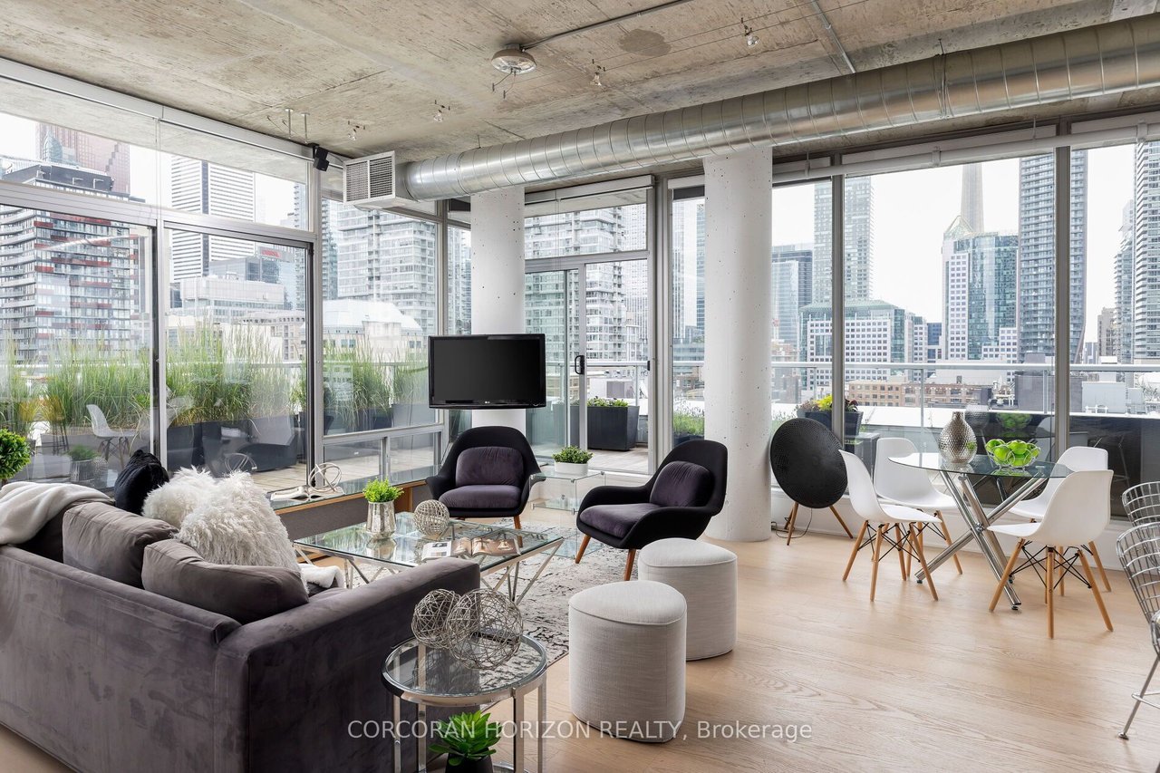 QUEEN ST W PENTHOUSE