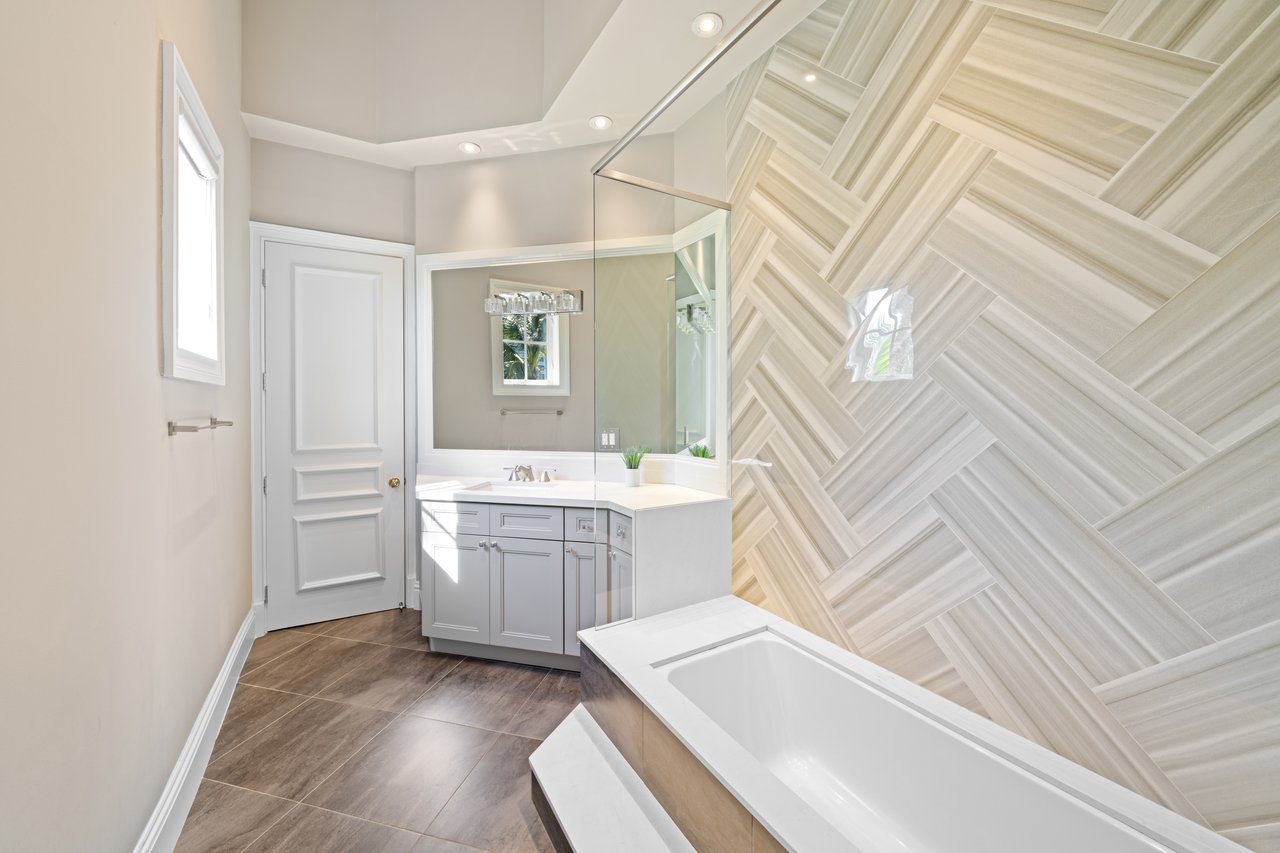 3914 Island Estates Drive