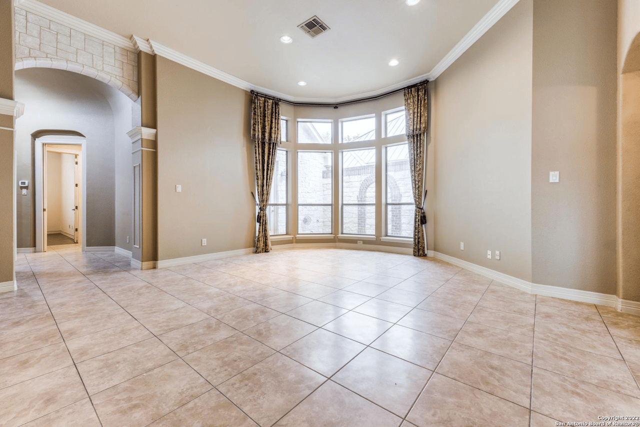 118 Hampton Way