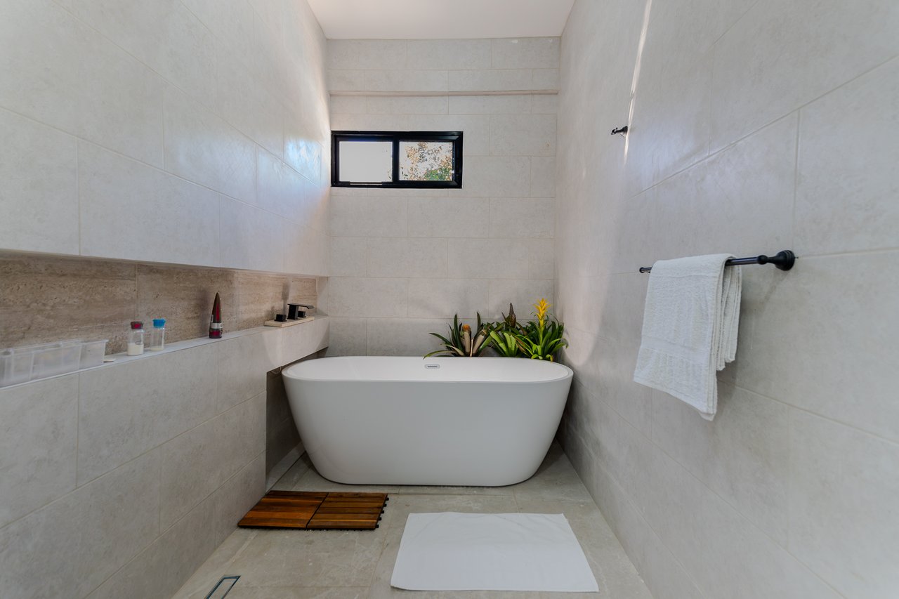 Location,Location, Location – 3-Bedroom Villa Steps from the Beach