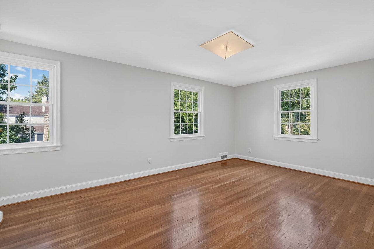 4325 47th Street NW