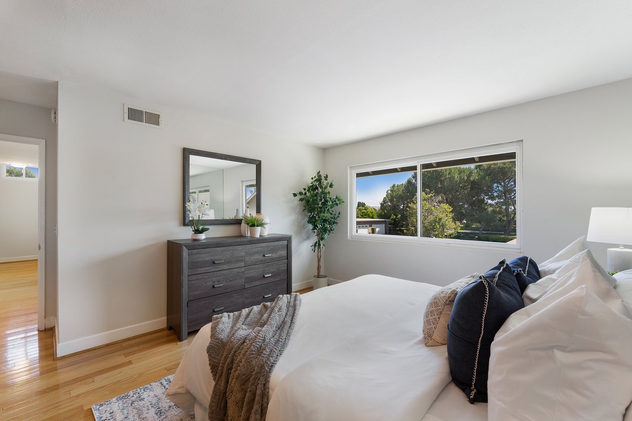 20 Sacramento, Irvine, CA 92604