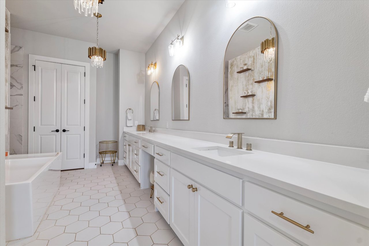 Modern Luxury at 1414 Tucker