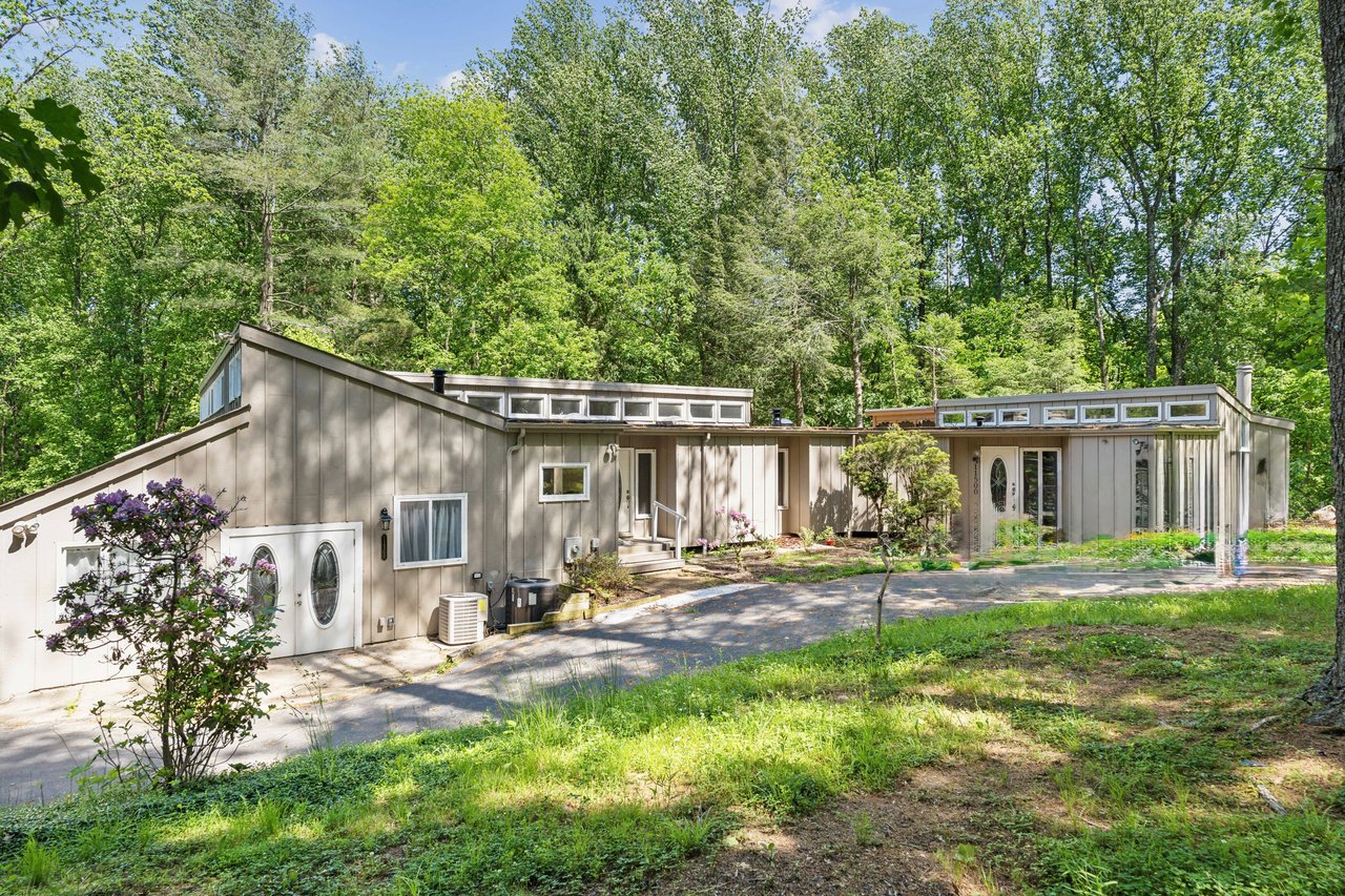 Fourfold Acres Estate