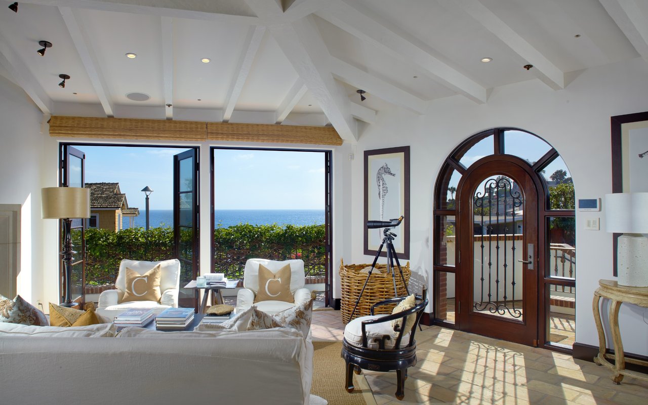 1292 Cliff Drive