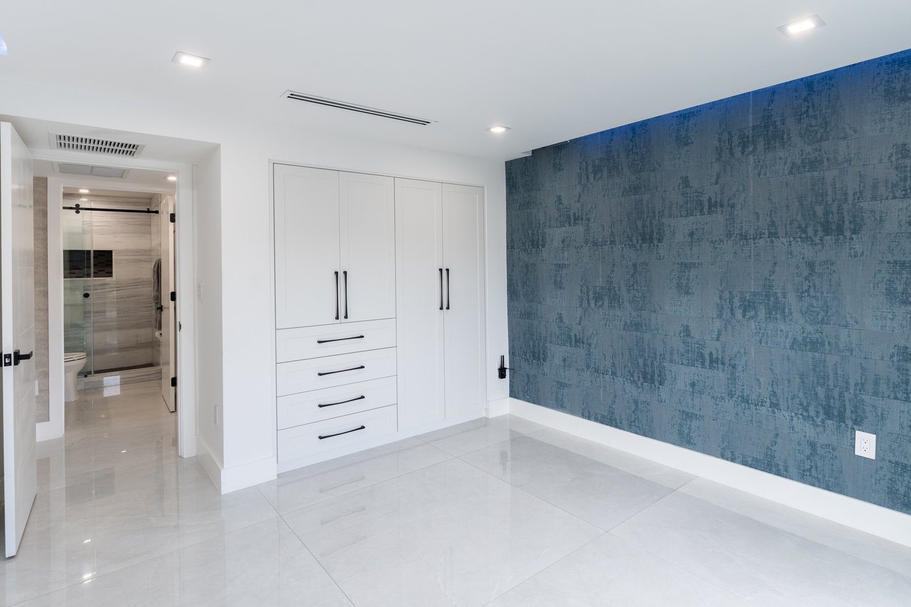 5601 N ocean