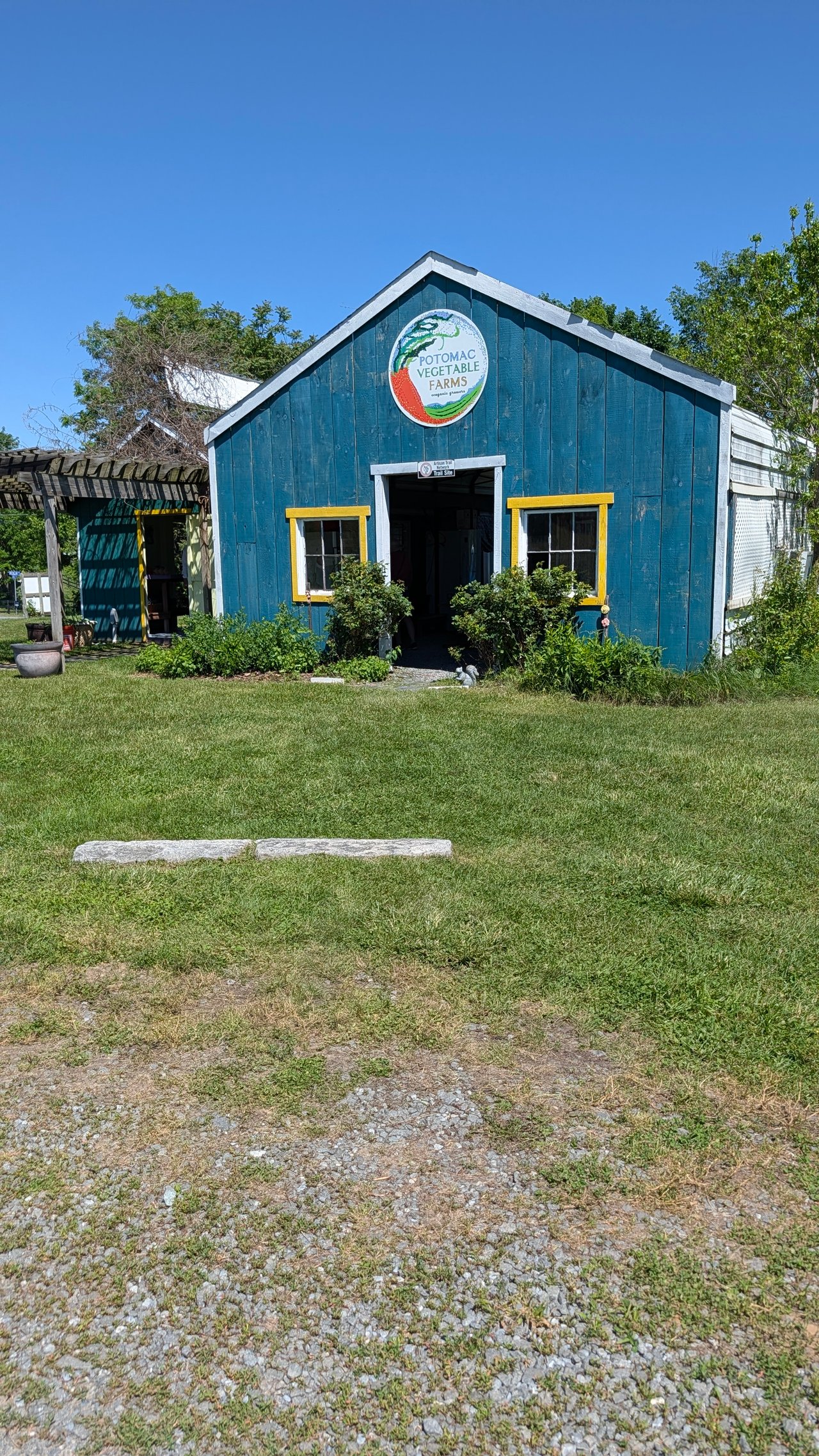 Potomac Vegetable Farms, The Purcellville Stand