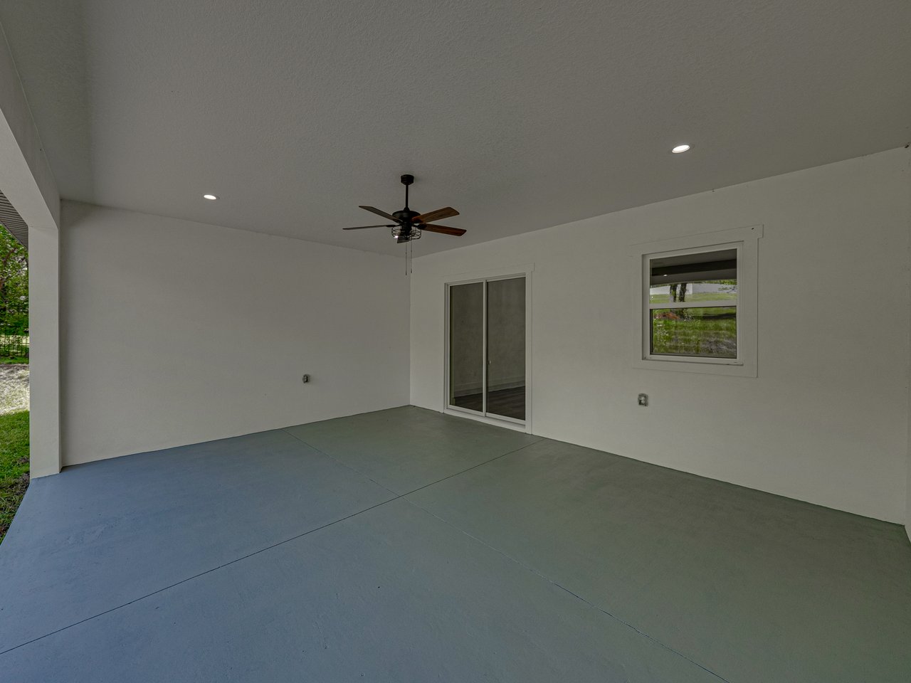 14069 Grandeur Way