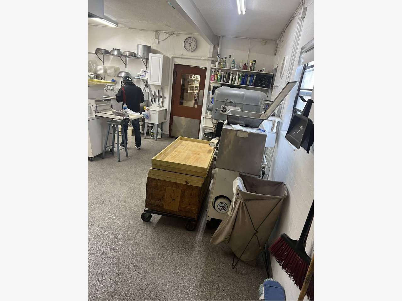 919 W International Speedway Blvd