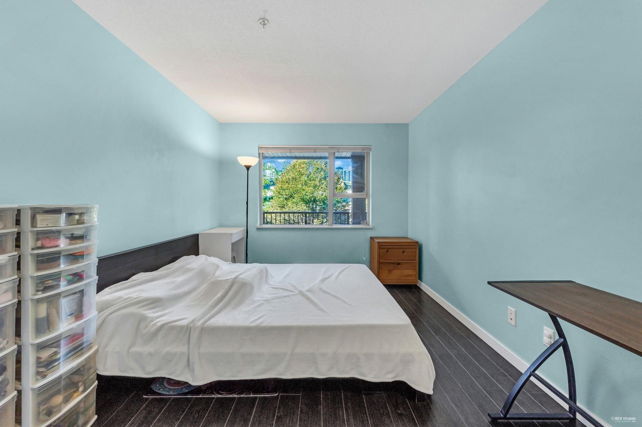 209-4728 Dawson St