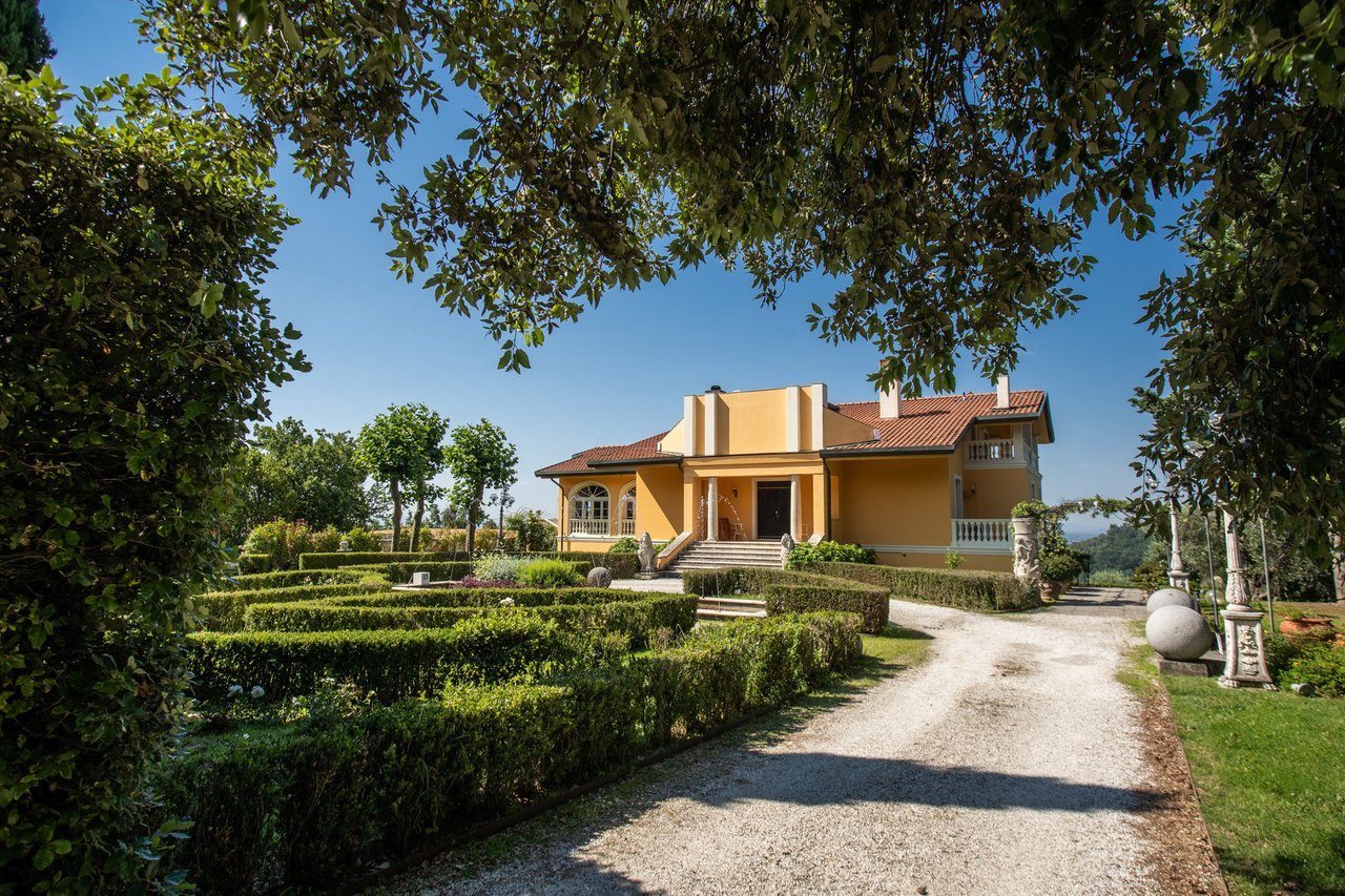 Map of Family Rental Retreat in Tuscany