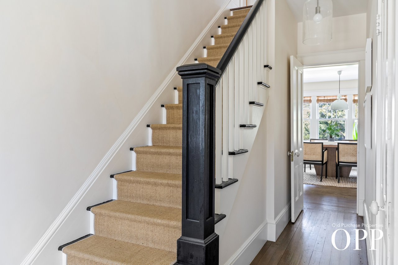 A MOVE-IN READY BELLPORT ORIGINAL